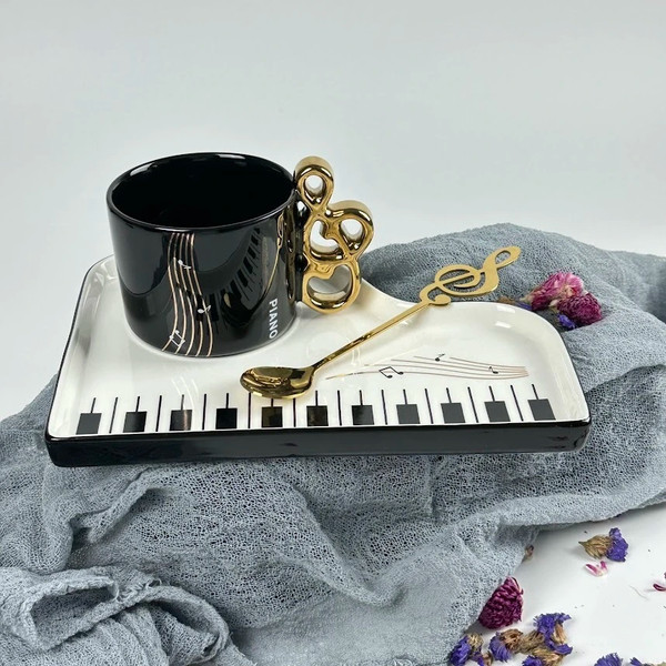 Изображение товара Чашка с блюдцем Lenardi 164-038