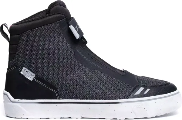 Изображение товара Мотокроссовки TCX Ikasu 2 Air 2017700029-M22-44 (р.44, черный)