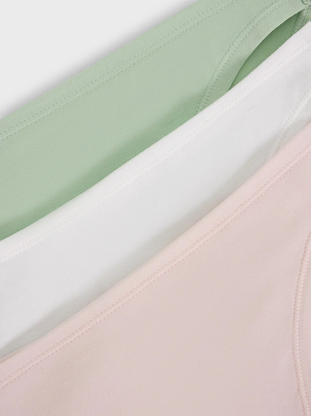 Изображение товара Комплект женских трусов Mark Formelle 412621-3 (р.90, цветочно-розовый)