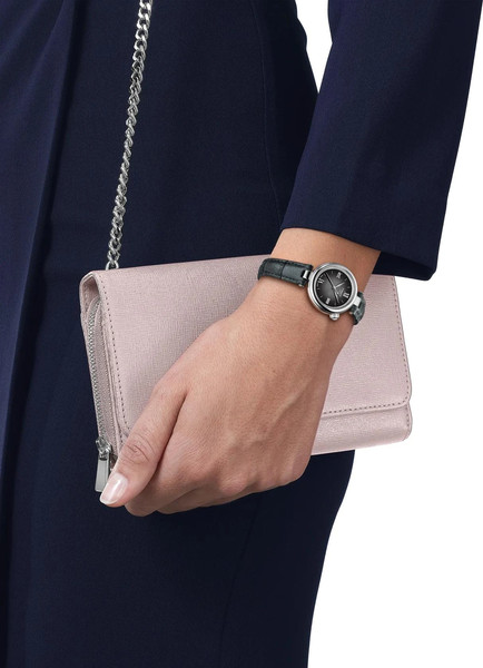 Изображение товара Часы наручные женские Tissot T152.010.16.038.00