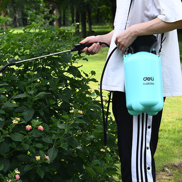 Изображение товара Опрыскиватель помповый Deli EDL581105A (5л, голубой/черный)