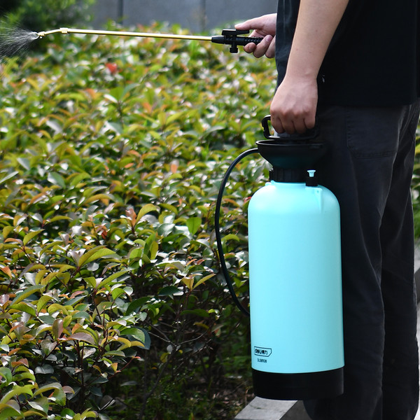 Изображение товара Опрыскиватель помповый Deli EDL581108-E1 (8л, голубой/черный)