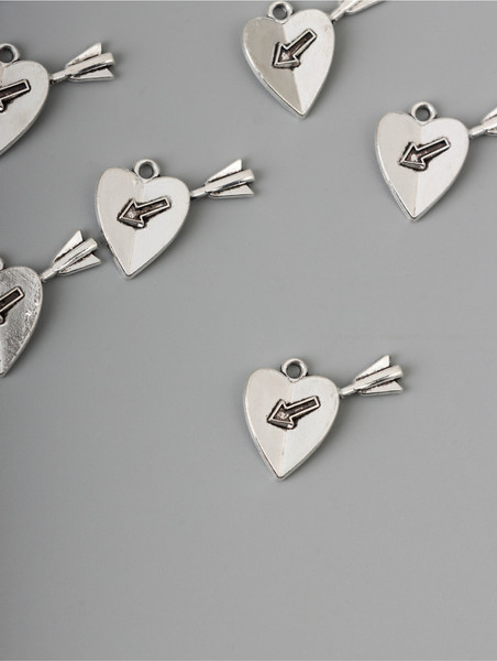 Изображение товара Набор подвесок декоративных Арт Узор Сердце со стрелой / 10843146 (10шт)