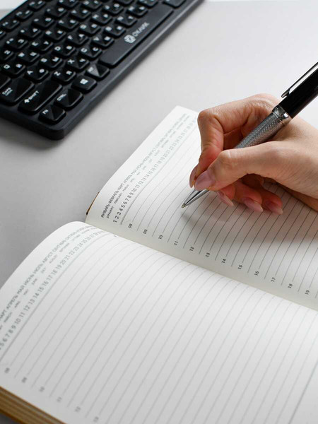 Изображение товара Ежедневник Escalada Пике Макро / 70657 (160л, коричневый)