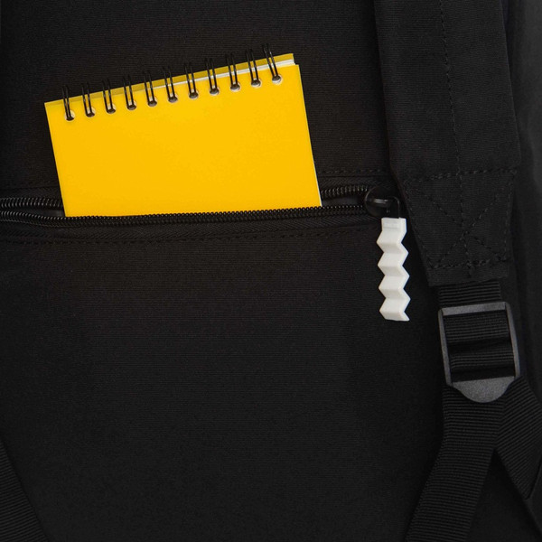 Изображение товара Рюкзак Grizzly RQL-617-6 (черный/белый)