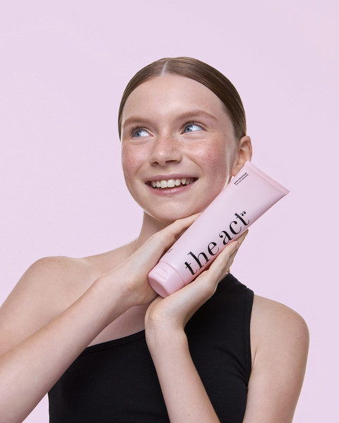 Изображение товара Гель для умывания The Act Мягкий очищающий/розовый Pureskin Cleansing Gel (150мл)