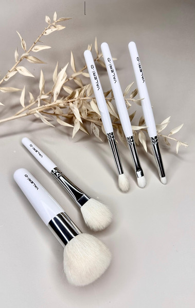 Изображение товара Набор кистей для макияжа Valeri-D МБ5 (белый)