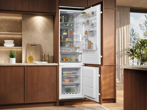 Изображение товара Встраиваемый холодильник Electrolux E6MNCE19S