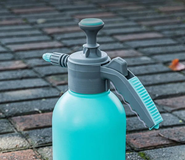 Изображение товара Опрыскиватель помповый Deli EDL581020 (2л, голубой)