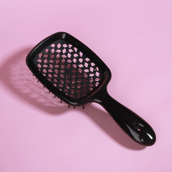 Изображение товара Расческа-массажер QFM №21 / 7577624 (черный)