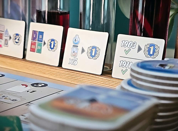 Изображение товара Настольная игра Стиль Жизни По стопам Марии Кюри / GMG022