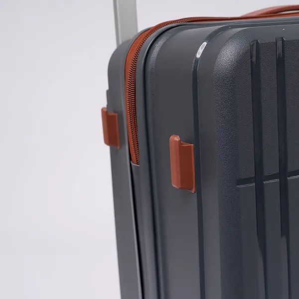 Изображение товара Чемодан на колесах Valigetti 344-8050/3-28GBW (gry brw)