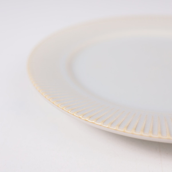 Изображение товара Блюдо AksHome Aurora d25.5x3см (фарфор/айвори)