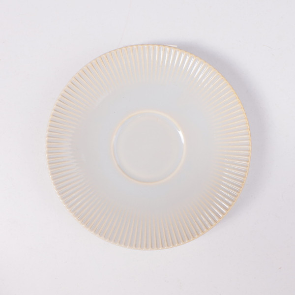 Изображение товара Чашка с блюдцем AksHome Aurora 200мл (фарфор/айвори)