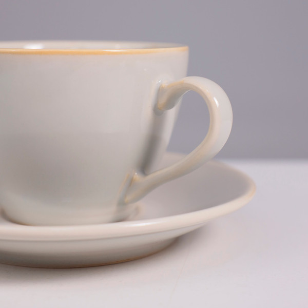 Изображение товара Чашка с блюдцем AksHome Opalus 200мл (фарфор/айвори)