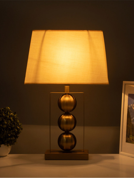 Изображение товара Прикроватная лампа BayerLux Оливер / 10338298 (латунь)