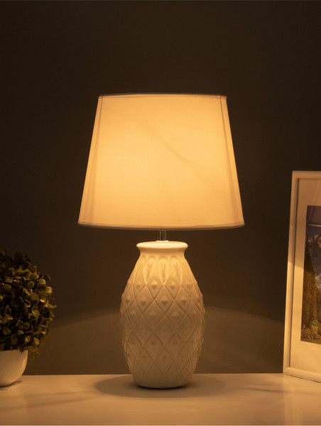 Изображение товара Прикроватная лампа BayerLux Тина / 10340933 (белый)