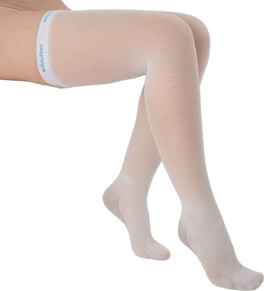 Изображение товара Чулки компрессионные Trives Противоэмболические с закрытым носком 2кл / ТК.933E (M, белый)