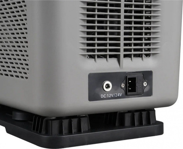 Изображение товара Автохолодильник Alpicool CF15 (12/24)