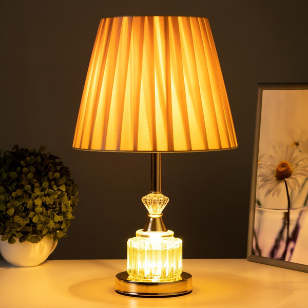 Изображение товара Прикроватная лампа BayerLux 16885/1 / 7571909 (золото)