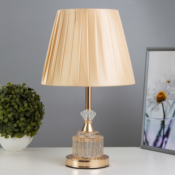 Изображение товара Прикроватная лампа BayerLux 16885/1 / 7571909 (золото)