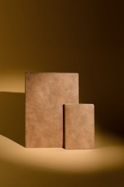 Изображение товара Набор канцелярский подарочный Escalada Шеврет / 70558 (бежевый)