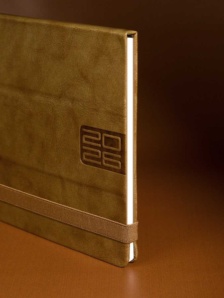 Изображение товара Планинг Escalada Вачетто Глосс 2026 / 70320 (56л, светло-коричневый)