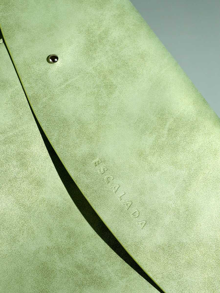 Изображение товара Папка-конверт Escalada Спилок / 70771 (оливковый металлик)