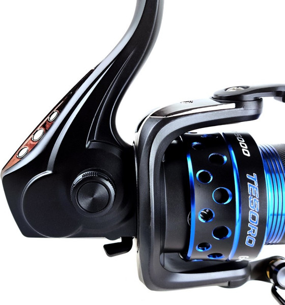 Изображение товара Катушка безынерционная F-Fishing Tesoro Feeder 5000 / FTS5000