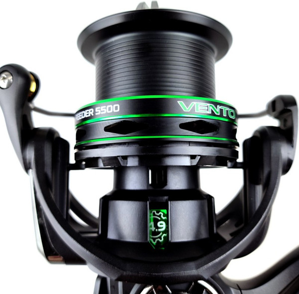 Изображение товара Катушка безынерционная F-Fishing Vento Feeder 5500 / FVN5500