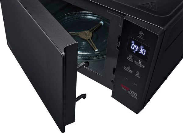 Изображение товара Микроволновая печь LG MS2032GAS
