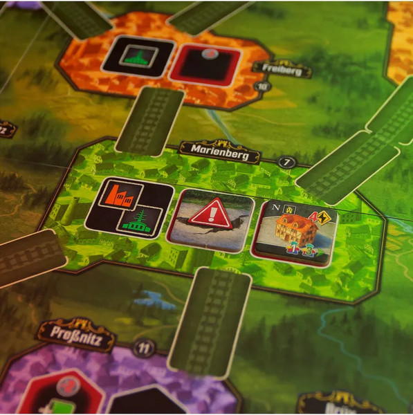 Изображение товара Настольная игра Фабрика Игр Нуклеум / BND0076