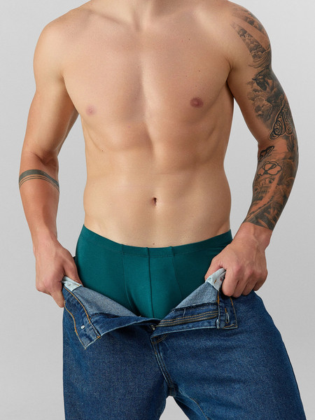 Изображение товара Комплект мужских трусов Mark Formelle 411122-3 (р.86-96, зеленый/атлантическая глубина/мешки денег на черном)