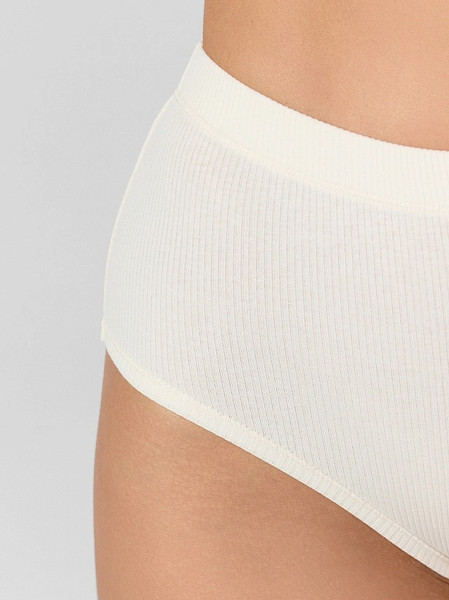 Изображение товара Комплект женских трусов Mark Formelle 412532-3 (р.106, цветочная роса)