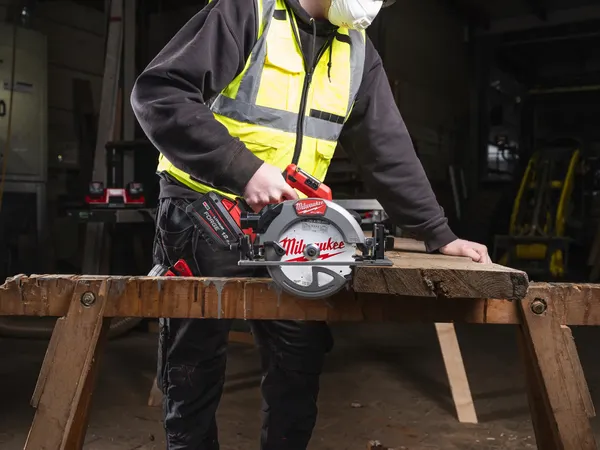 Изображение товара Дисковая пила Milwaukee M18FCS66GR3-0 (4933493491)
