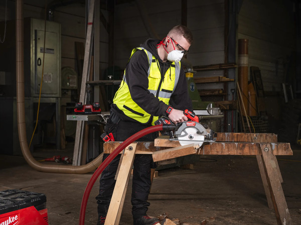 Изображение товара Дисковая пила Milwaukee M18FCS66GR3-0 (4933493491)