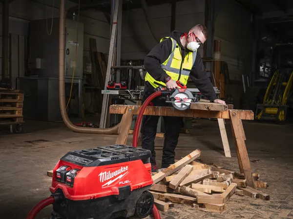 Изображение товара Дисковая пила Milwaukee M18FCS66GR3-0 (4933493491)