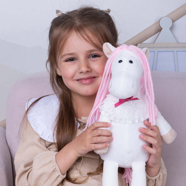 Изображение товара Мягкая игрушка Maxitoys Лошадка Пинки с Воротничком / MT-250217-27