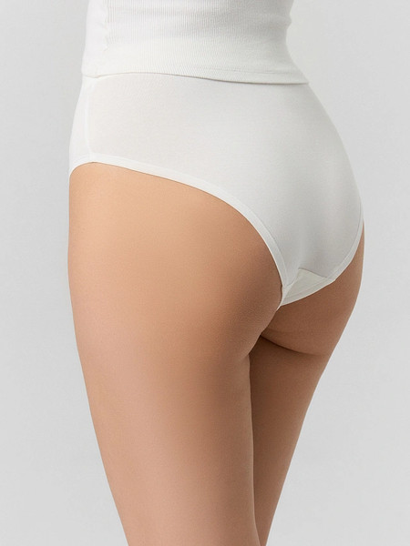 Изображение товара Трусы женские Mark Formelle 412544 (р.110, белый/декор)