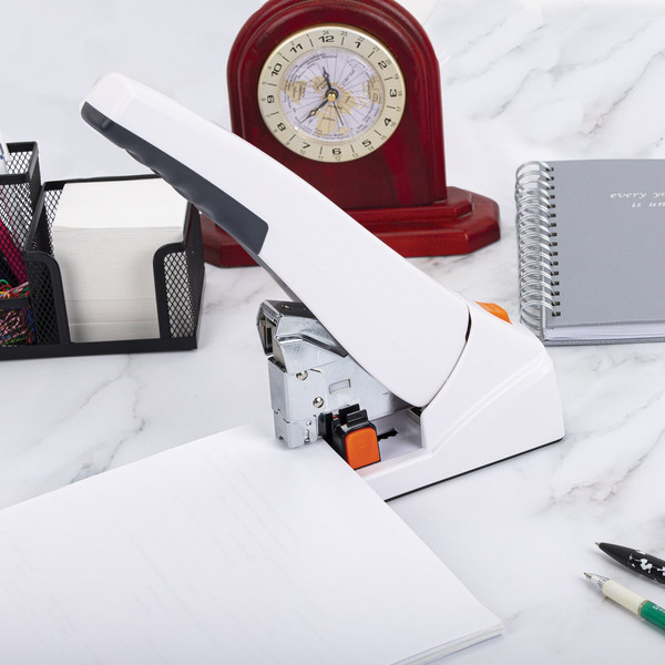 Изображение товара Степлер Brauberg One Moment / 272738