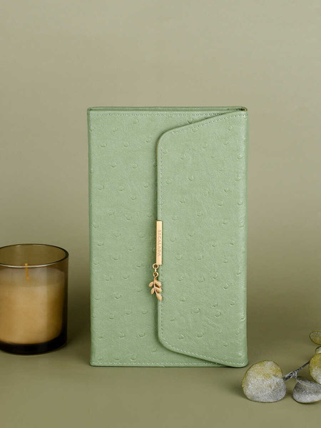 Изображение товара Ежедневник Escalada Страус / 70669 (160л, оливковый)