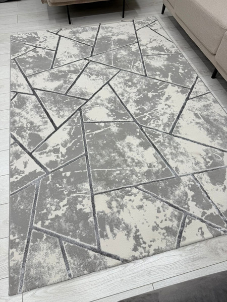 Изображение товара Ковер Radjab Carpet Амальфи Прямоугольник 01518B / 13614 (1.6x2.3, C.Grey/Antrasit)