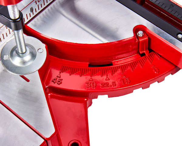 Изображение товара Торцовочная пила Elitech ПТ 825К (204037)