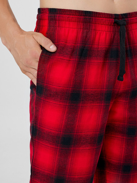 Изображение товара Шорты домашние Mark Formelle 531024 (р.102-182, красная клетка на черном)