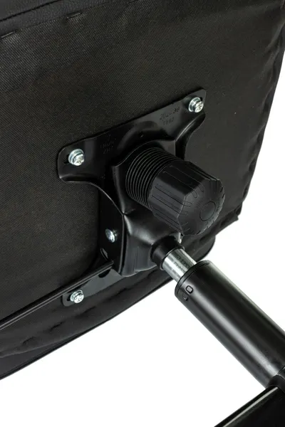 Изображение товара Кресло офисное Бюрократ Triest (черный экокожа)