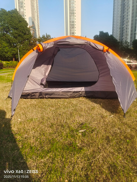 Изображение товара Палатка Sundays ZC-TT042-4 (темно-серый/оранжевый)