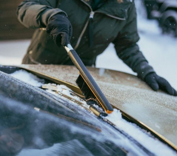 Изображение товара Щетка для автомобиля Fiskars Plus / 1078494