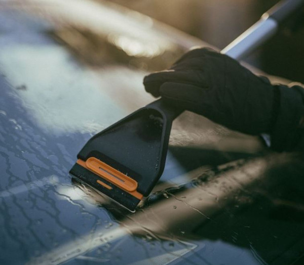 Изображение товара Щетка для автомобиля Fiskars Plus / 1078495