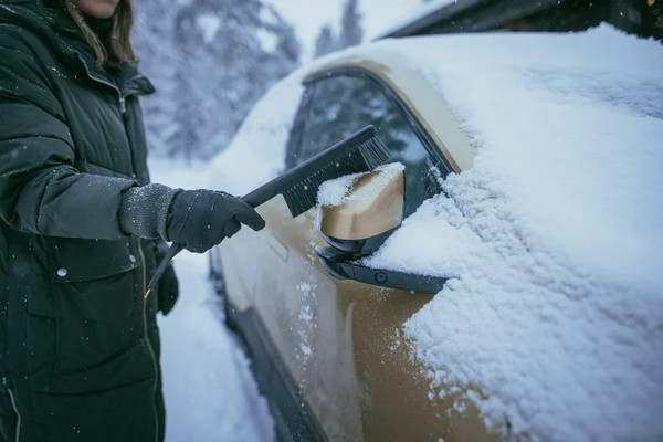 Изображение товара Щетка для автомобиля Fiskars Plus / 1078496