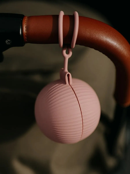 Изображение товара Контейнер для пустышки Petite&Mars 719817 (зеленый)